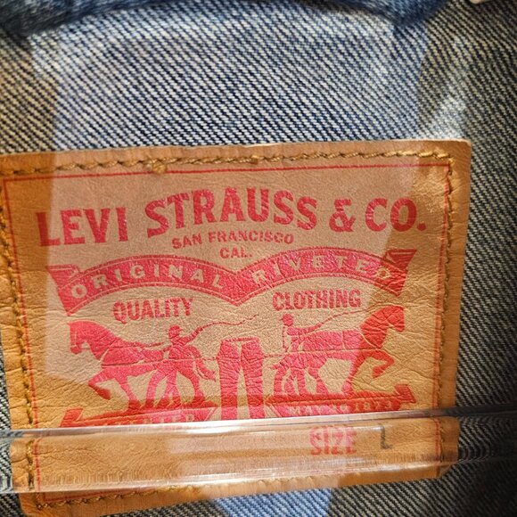 Levi's Denim Blue Jean Jacket - Picture 4 of 4